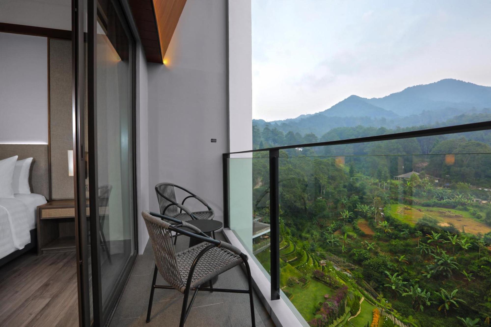 Grand Aston Puncak Hotel & Resort Ciseureuh Bagian luar foto